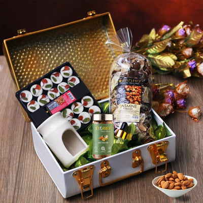 Scents and Snack Gift Hamper